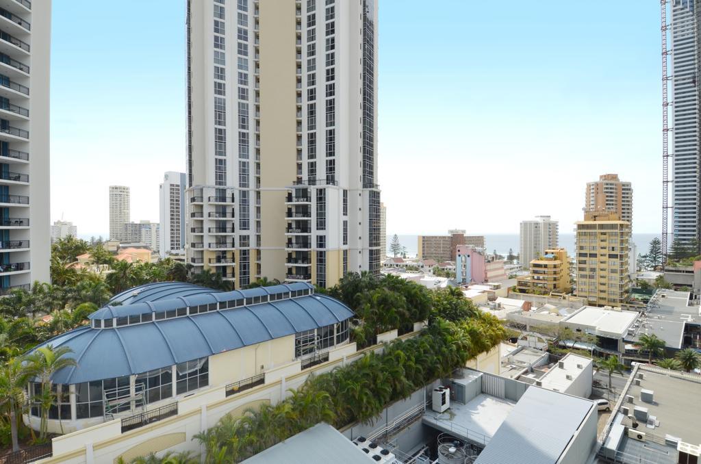 Circle On Cavill - Hr Surfers Paradise Apartment Gold Coast Exterior photo